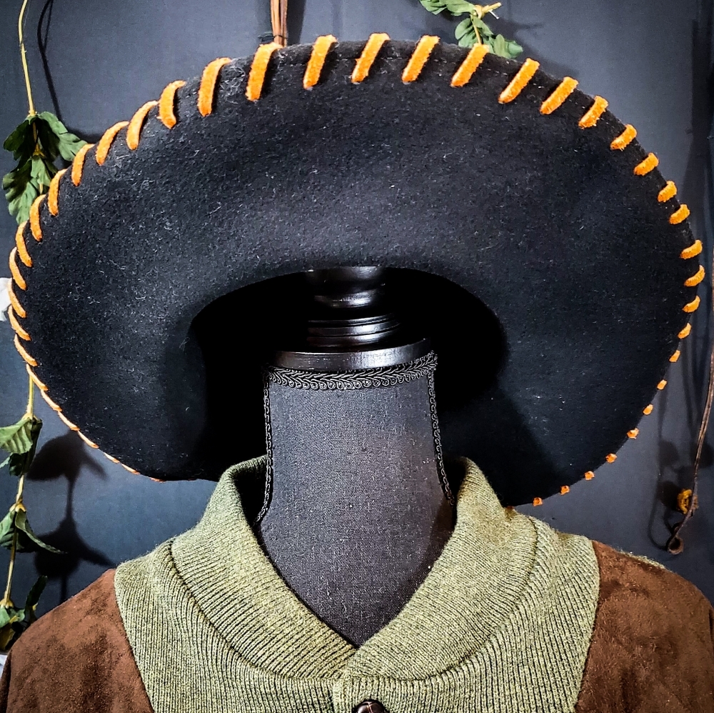 Wool hat - Picture 3 of 3